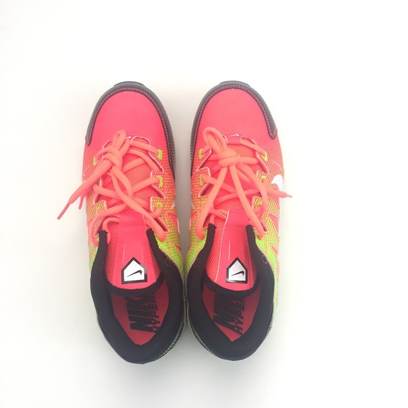 Nike cleats Girl size 6Y NWOT-Sold 💱 - Picture 8 of 8